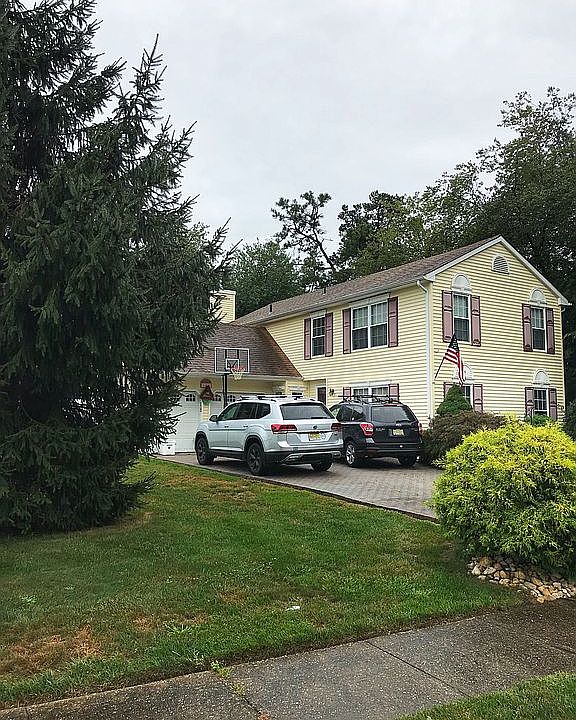 1st image of 148 France St