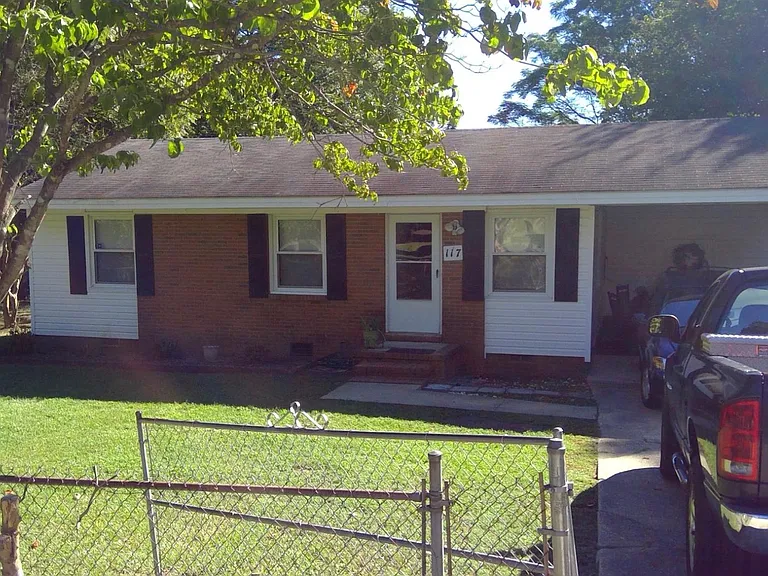 117 Nelson Ave — Photo 2