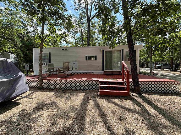 5th image of 60 Corson Tavern Rd