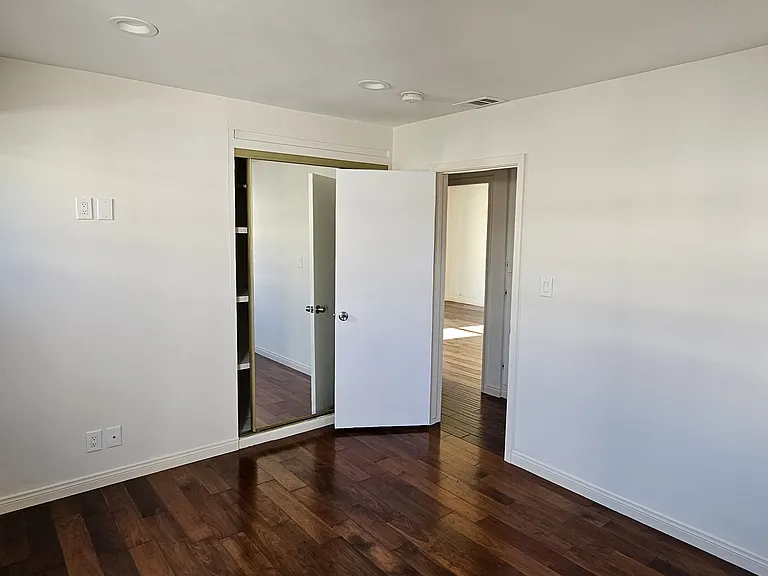 14829 Avis Ave — Photo 6