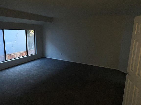 4th image of 304 Campbell Ln