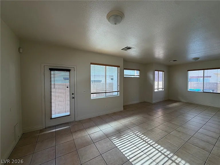 3762 Corpolo Ave — Photo 12