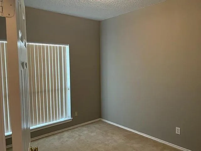 517 E Grubb Dr — Photo 19