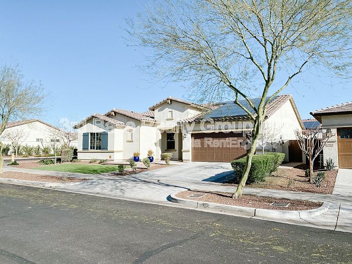 1st image of 20472 W Park Meadows Dr