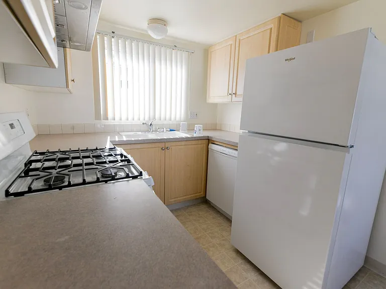 236 Avenida Del Poniente — Photo 9