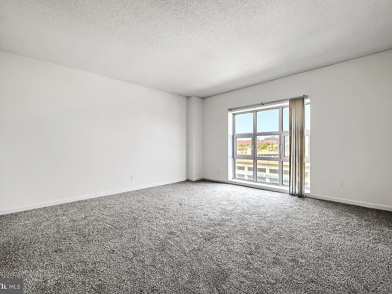 250 President St #603 — Photo 8