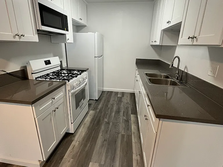 6945 Hinds Ave #7 — Photo 13