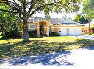 173 Palmetto Dunes Cir, Naples, FL 34113
