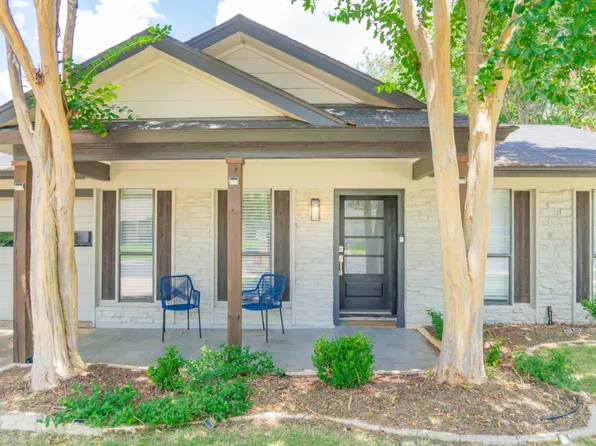 7002 Whispering Oaks Dr, Austin, TX 78745