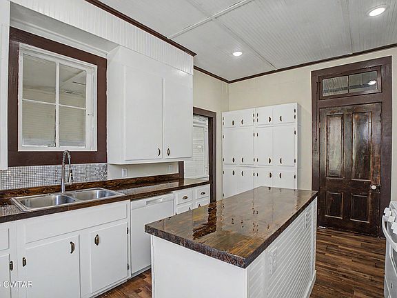 5th image of 435 Lexington Ave