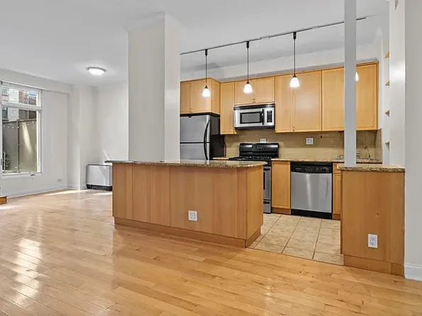 345 East 73rd Street image 7 of 16