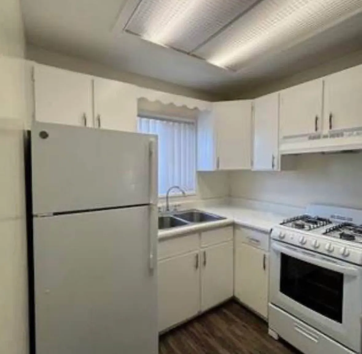 2 bed, $2,150 — Photo 2