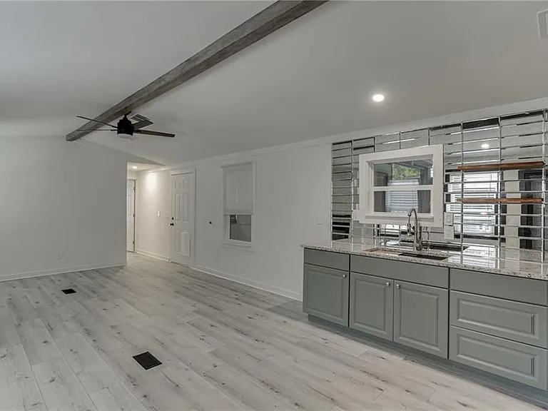 3685 Fir Dr — Photo 3