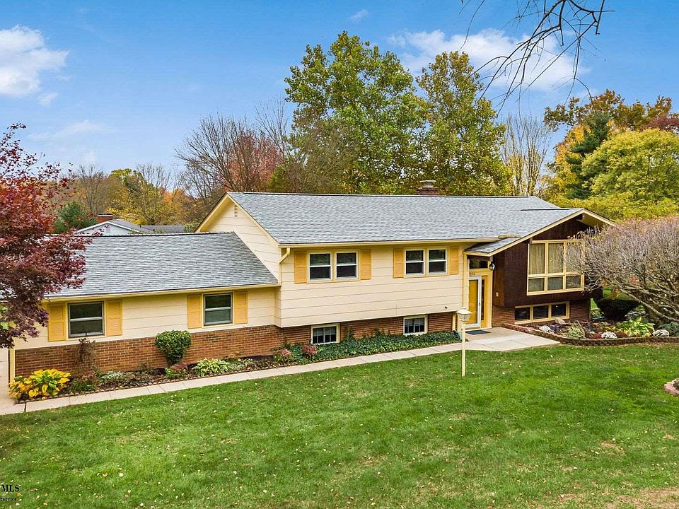 1st image of 2204 Pleasantview Dr NE