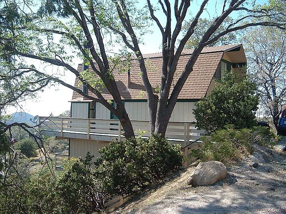 3rd image of 27378 Matterhorn Dr