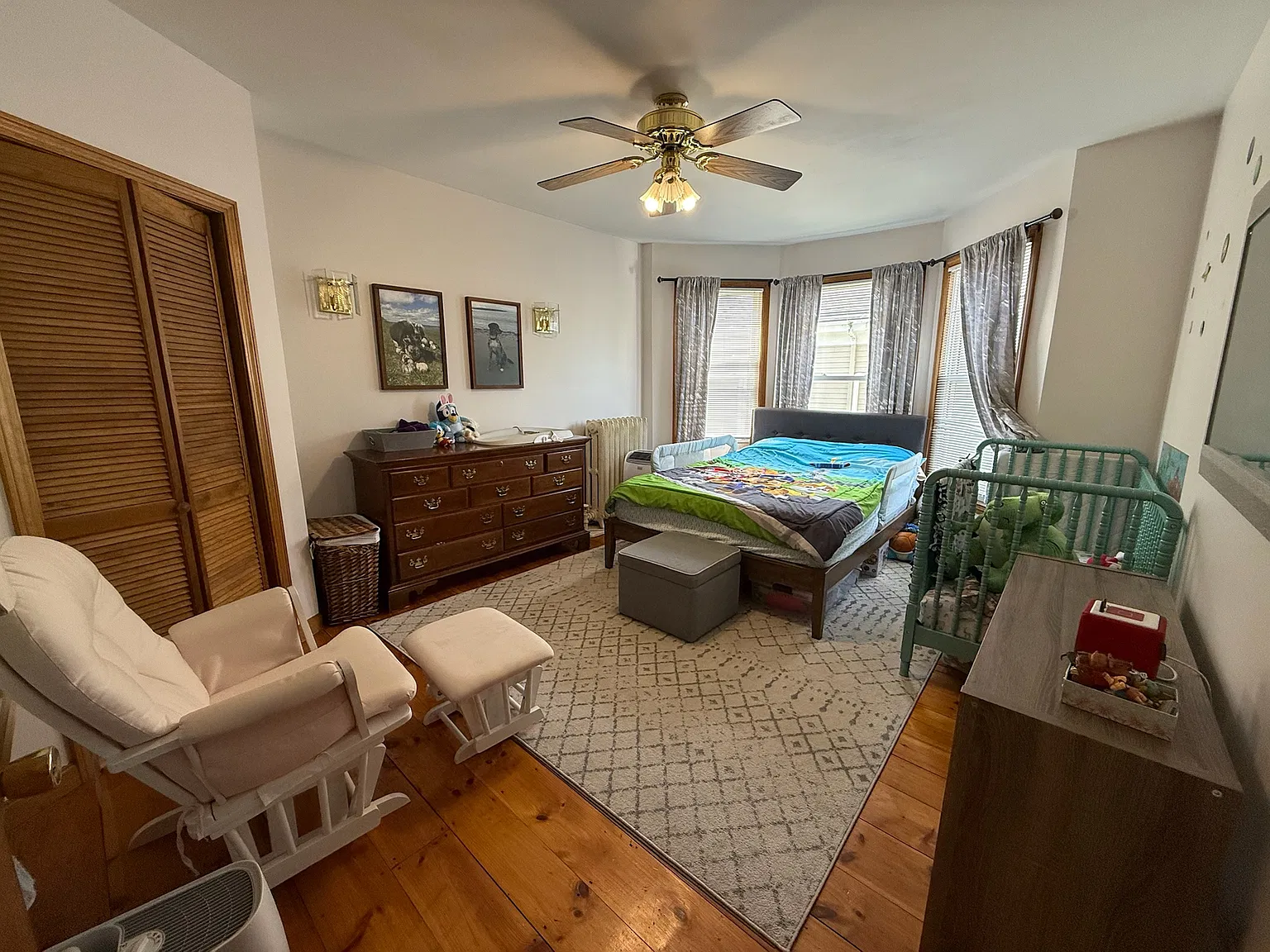 2 bed, 1800 sqft, $3,200 — Photo 2