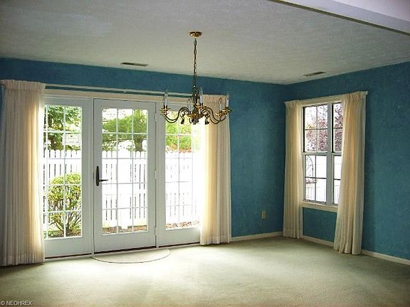 5th image of 852 Knightsbridge Dr