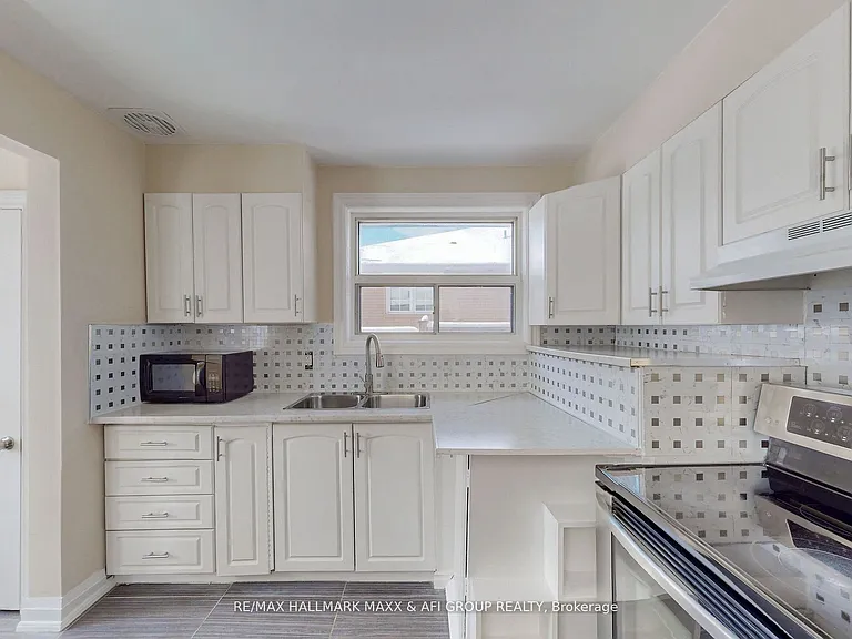 207 Septonne Ave #MAIN — Photo 10