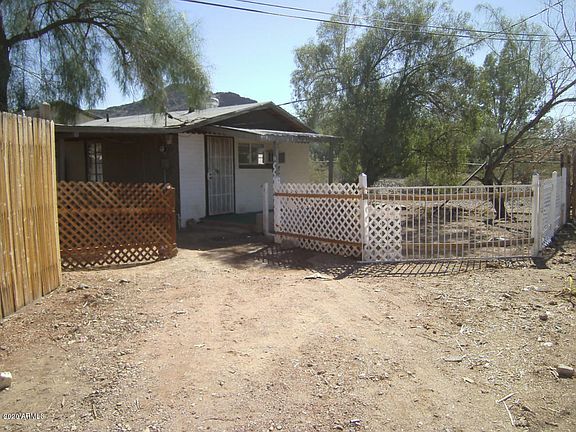 5th image of 1327 E Carol Ave APT C