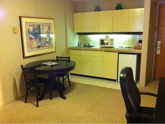 4th image of 1088 Bishop St APT 3809