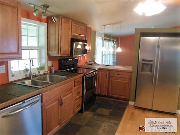 5th image of 703 E 1st St #14