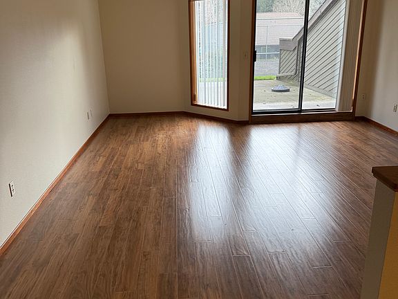 3rd image of 13813 NW 10th Ct APT C