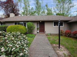 11263 SW Springwood Dr, Portland, OR 97223