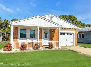 20 Sabinas St, Toms River, NJ 08757