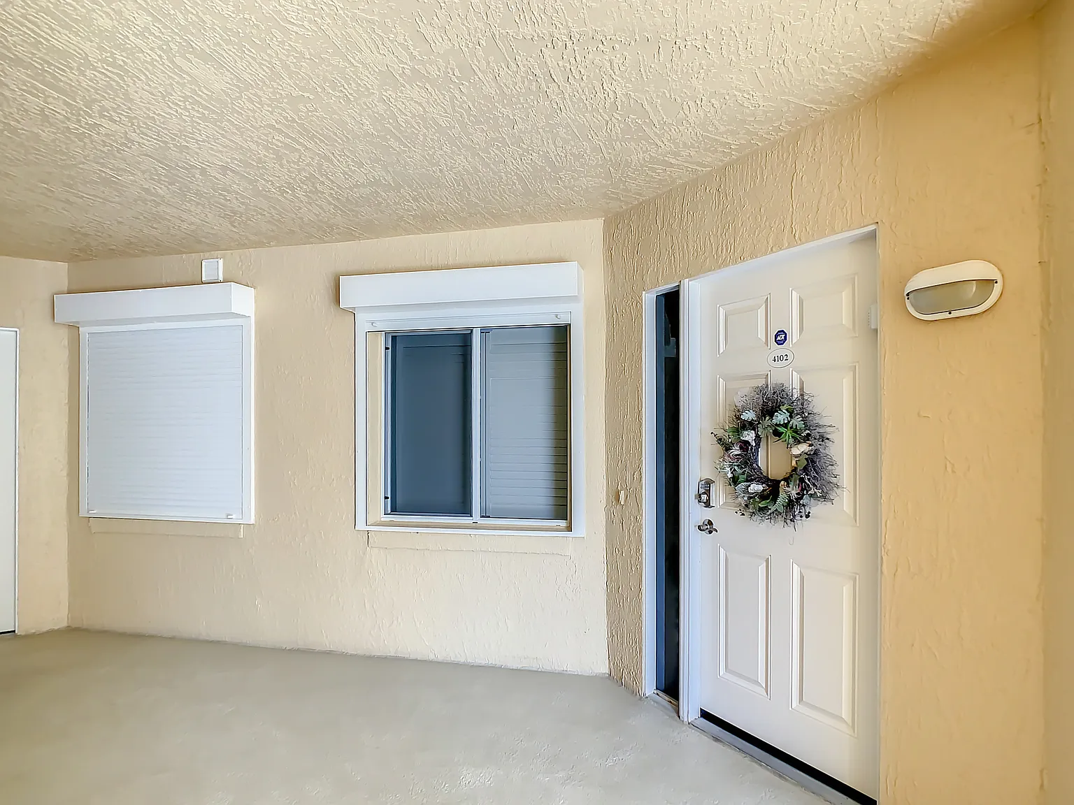 3 bed, 2.5 bath, 2051 sqft, $4,750 — Photo 3