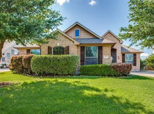 105 Bugle Call Rd, Forney, TX 75126