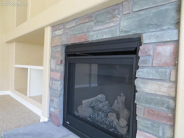 3075 Looking Glass Way — Photo 28