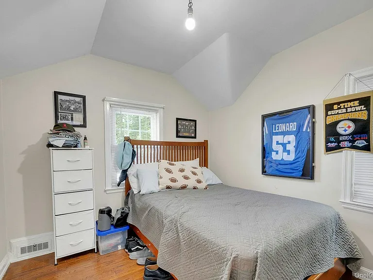 29 Deerfield Ave — Photo 20