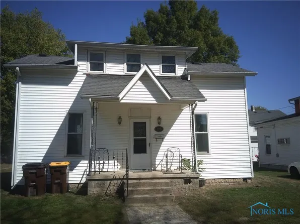 708 Stratton Ave, Defiance, OH 43512
