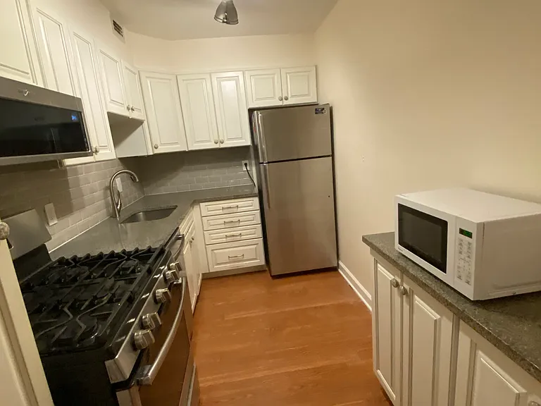 7420 Lakeview Dr #W405 — Photo 10
