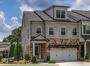 3926 Cliffmont Cir, Marietta, GA 30068