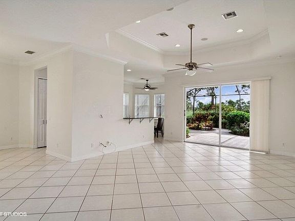 4th image of 7706 Greenbrier Circle