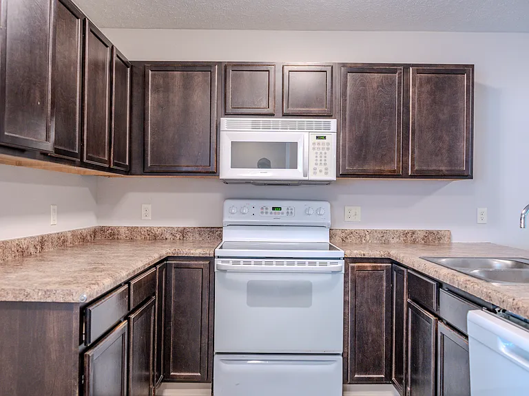 8023 Green Meadow Ct #J — Photo 2