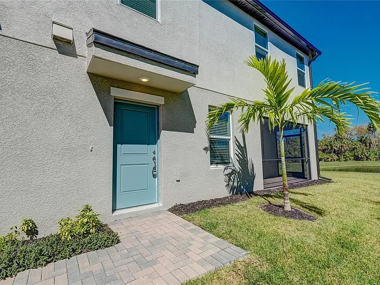 5512 Tripoli Dr — Photo 2