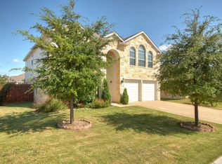 216 Hummingbird Ln, Leander, TX 78641