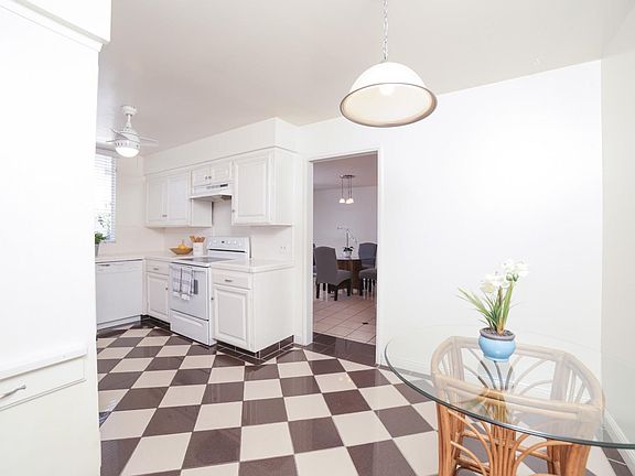 3rd image of 5180 N Wishon Ave APT 205