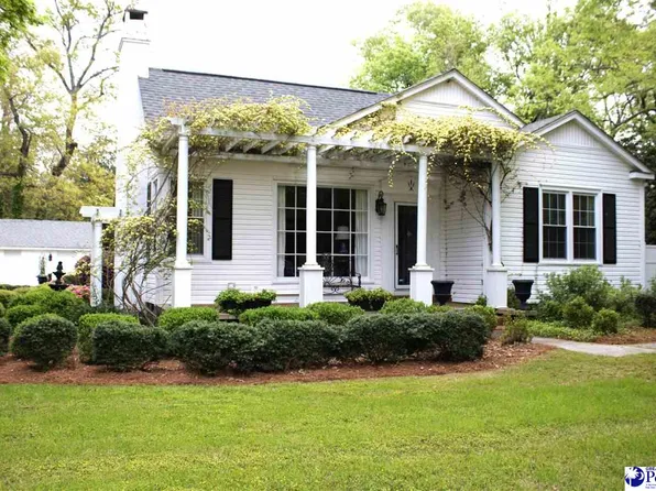 425 Law St, Hartsville, SC 29550