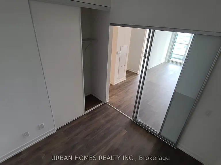 898 Portage Pkwy #4008 — Photo 7