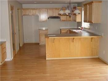 5th image of 11911 94th Ave E