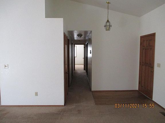 5th image of 2427 Fox Ave SE