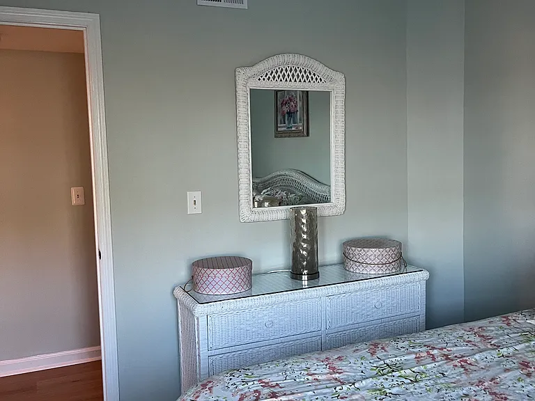 Clearwater Dr — Photo 11