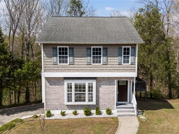 165 Heather Ct, Mocksville, NC 27028