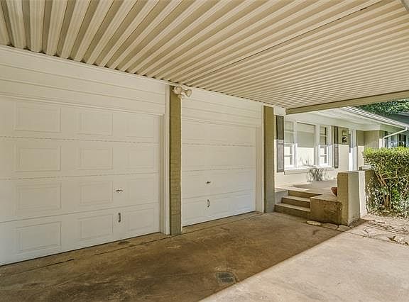 4th image of 1303 Sherwood Dr