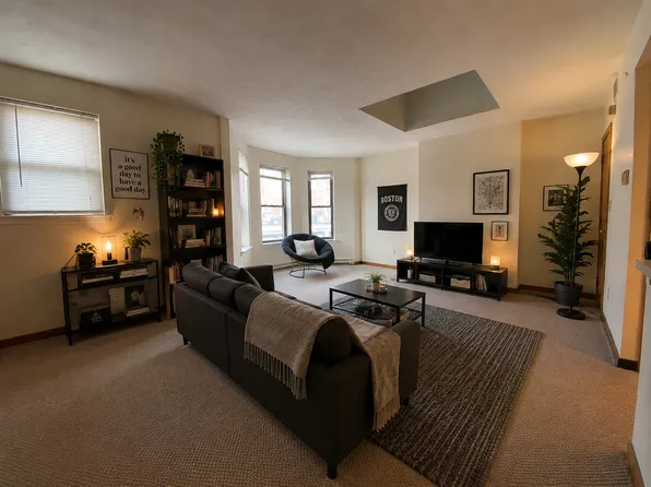 52 Gainsborough St APT 3, Boston, MA 02115
