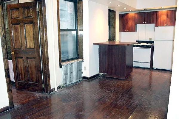 Rented by Keller Williams NYC | media 14