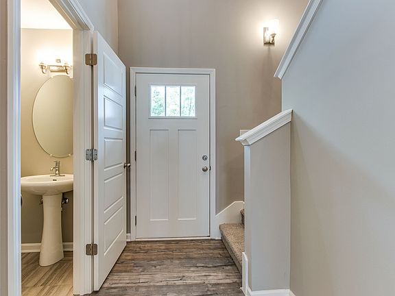 3rd image of 3221 Clemons Cir #65